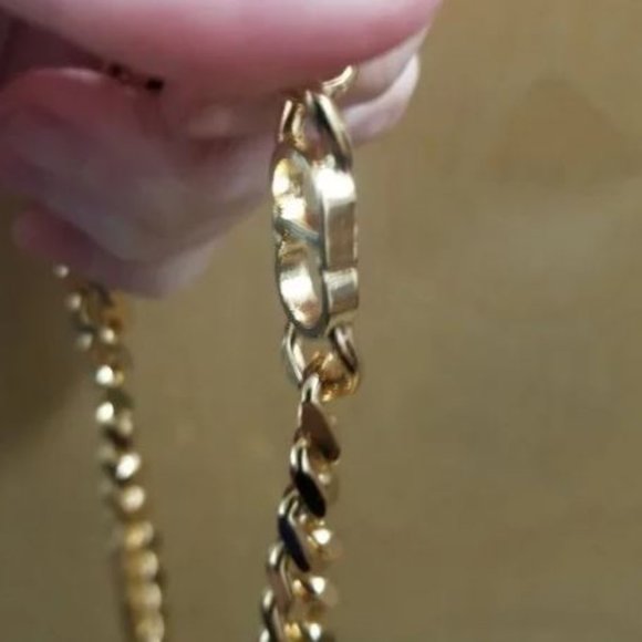 Chunky Curb Chain Choker Necklace - Picture 5 of 5